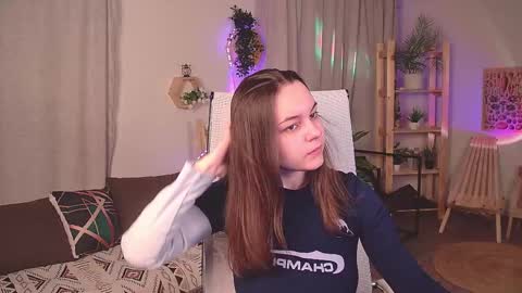 Francesca online show from April 17, 6:59 am