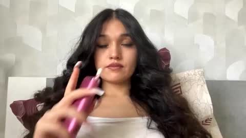 Mia online show from July 1, 10:26 am