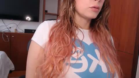 FREYJA LOREN online show from September 22, 7:12 pm