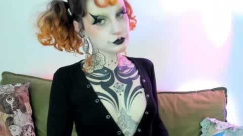 cherry online show from April 11, 12:17 am