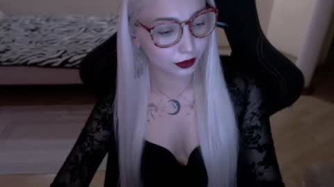 Lilith online show from June 24, 8:52 pm