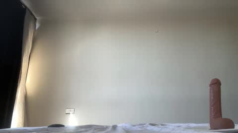 Dani online show from February 16, 8:30 pm