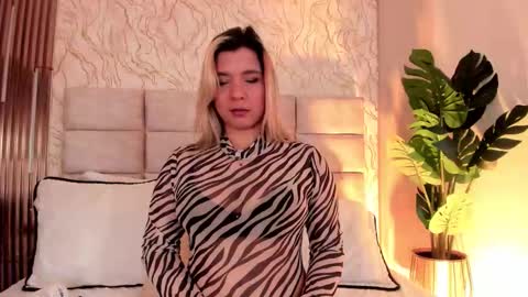 Gaia Stone online show from March 4, 12:23 pm