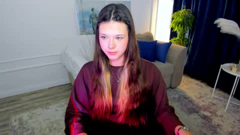 Alice online show from April 13, 12:06 pm