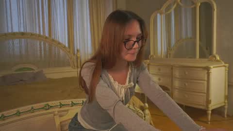 Kristy online show from April 28, 2:21 pm