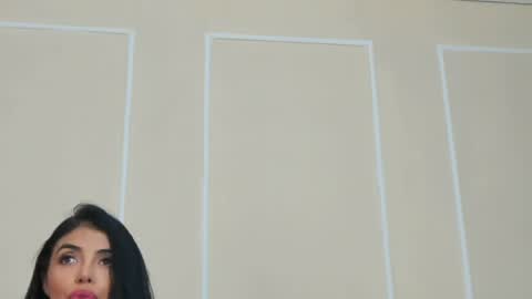 giannanoir online show from April 6, 12:43 am