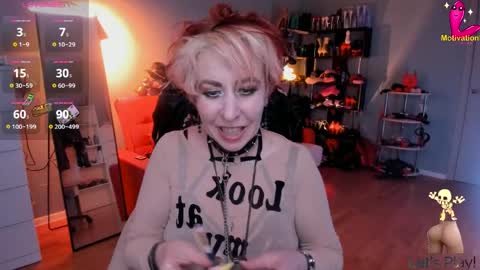 Gina Moor online show from April 10, 3:45 am