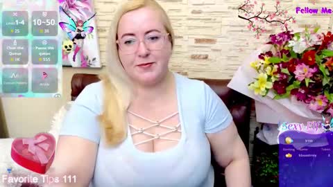 ginesia online show from March 8, 2:10 pm