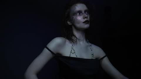        im expecting 350 thumbs up on my altar   online show from March 19, 10:03 pm