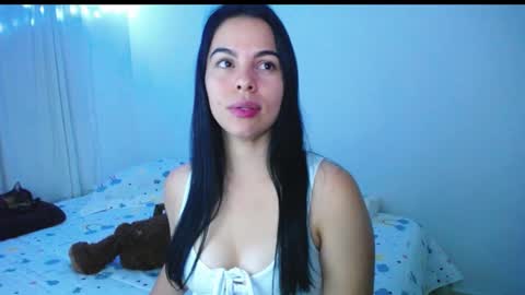 GIO RIVERA online show from February 22, 11:32 pm