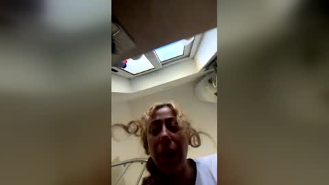 girlkinky845 online show from April 8, 11:56 am