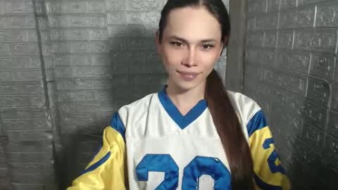 Mynameisenise online show from June 6, 5:25 am
