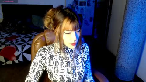 dirtyvenom online show from April 17, 9:50 pm