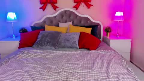 gohardmily online show from June 17, 10:16 am