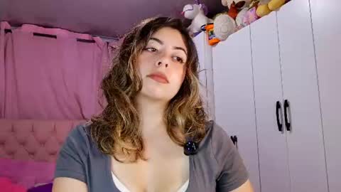 golden_gingerkitty online show from August 9, 1:02 am