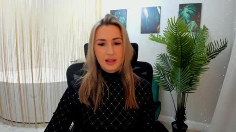 Olivia online show from January 30, 11:44 am