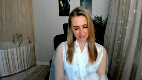 Olivia online show from March 7, 3:29 am