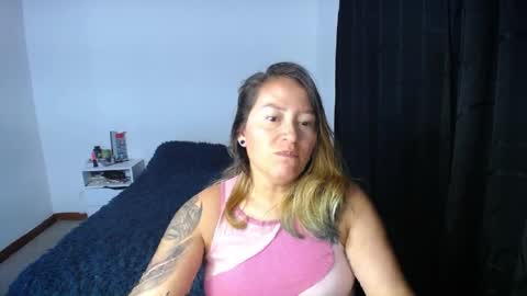 nathalia online show from April 7, 2:24 am