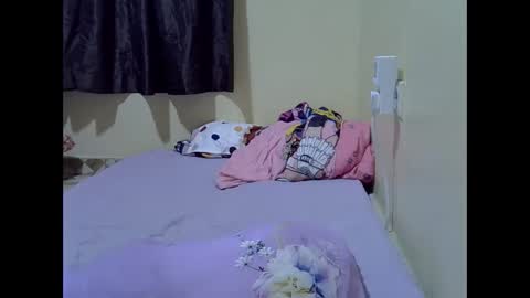 gorgeous_maya1 online show from May 12, 11:11 pm