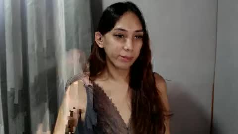 HoneyGrace online show from May 11, 2:24 am