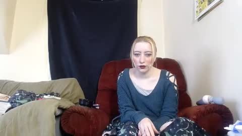gracielynne1989 online show from March 17, 7:07 pm