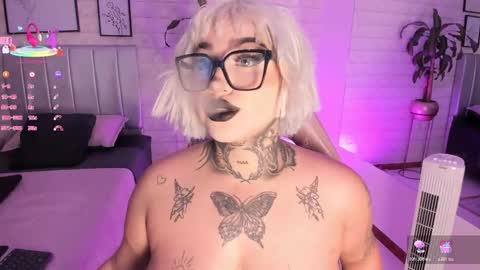   online show from November 15, 7:15 pm