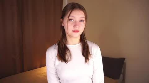 Molly online show from April 18, 5:21 am