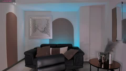 Hailey online show from March 28, 11:54 am