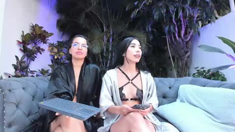 Hallie Stone online show from May 30, 4:10 am