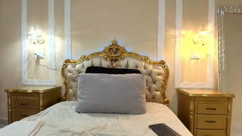 Hallie Stone online show from March 31, 12:38 pm