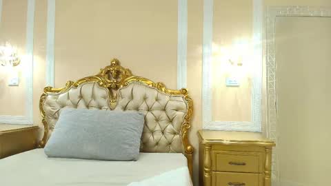 Hallie Stone online show from March 27, 12:17 pm