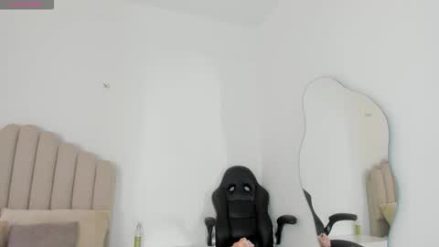 Hanna online show from March 10, 10:19 am