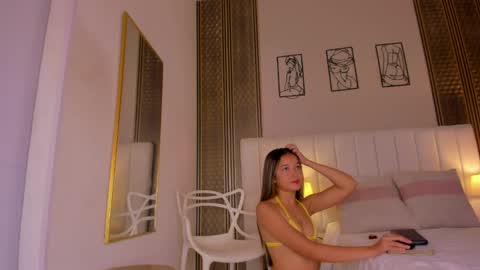 hannah__cb online show from May 18, 11:27 am