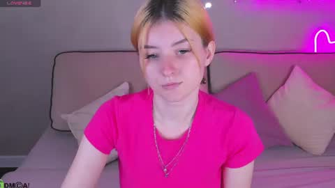 Hanna online show from July 26, 1:24 am
