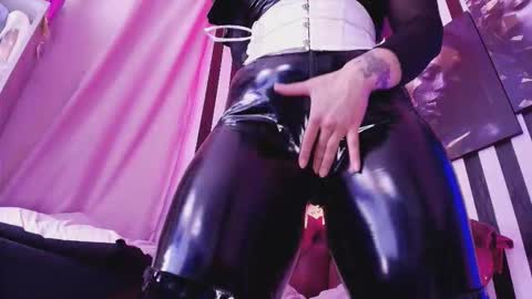 FOLLOW ME INTA MOONXMAFE online show from November 1, 10:14 pm