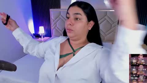 Hannasscott online show from February 4, 12:08 pm