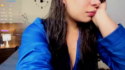 taylor live   online show from March 22, 1:11 am