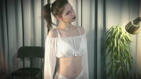 Evy  online show from April 15, 3:12 pm