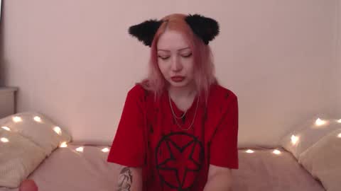 Emily online show from March 4, 9:54 pm