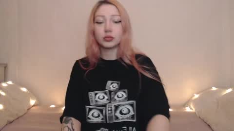 Emily online show from May 14, 10:59 pm