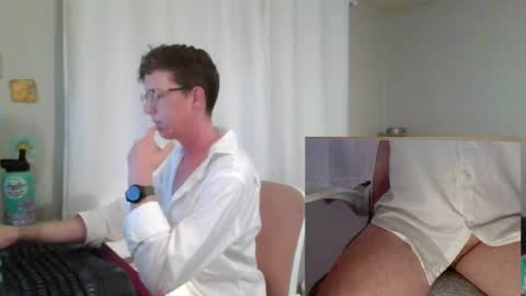 Chris online show from April 10, 11:11 pm