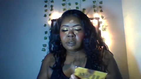 hawtchoc37 online show from August 8, 4:31 am