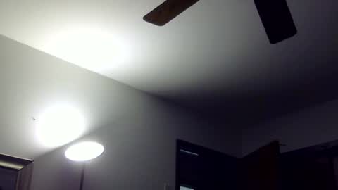 heatwavee online show from April 11, 11:19 pm