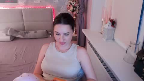 Heaven girl online show from July 2, 8:04 pm