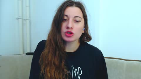 helen_adams_ online show from January 14, 9:45 am