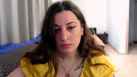 helen_adams_ online show from May 15, 7:11 am