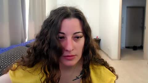 helen_adams_ online show from May 18, 6:08 am