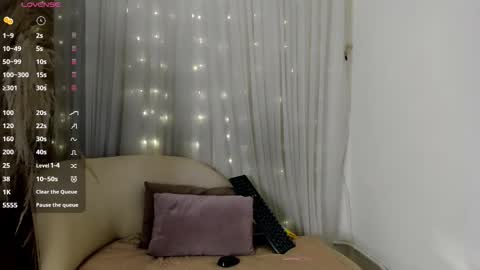 helen zen online show from March 29, 7:35 pm