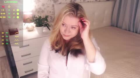 Helena Bonham online show from December 19, 3:51 am