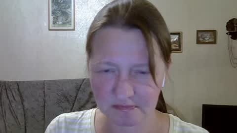 helgacharming online show from July 3, 9:32 pm